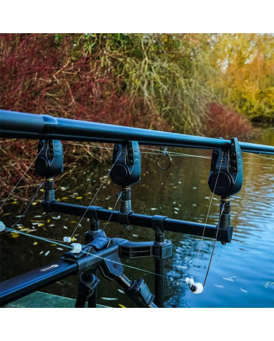 Prologic C-Series Bite Alarm Set & Bivvy Light - 3 Rod